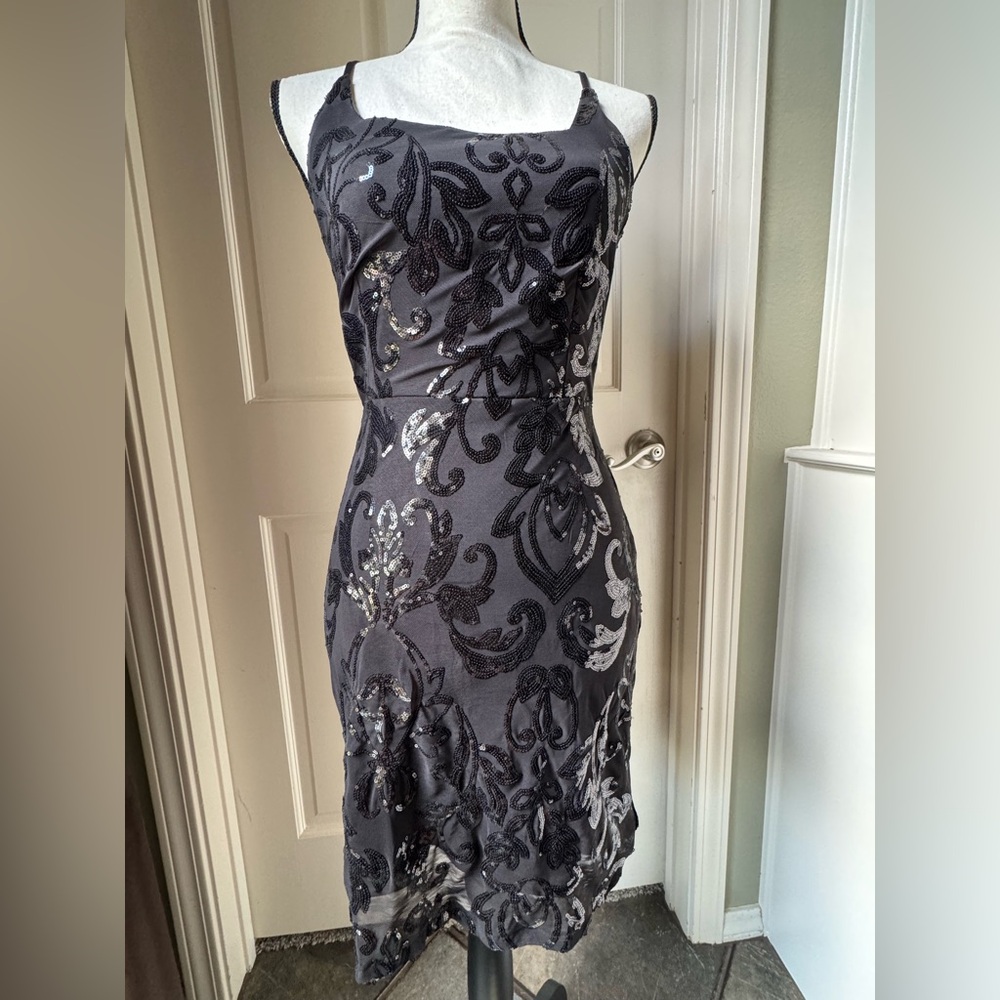 Formal black, mini dress purchased from Amazon and worn once. Size: M